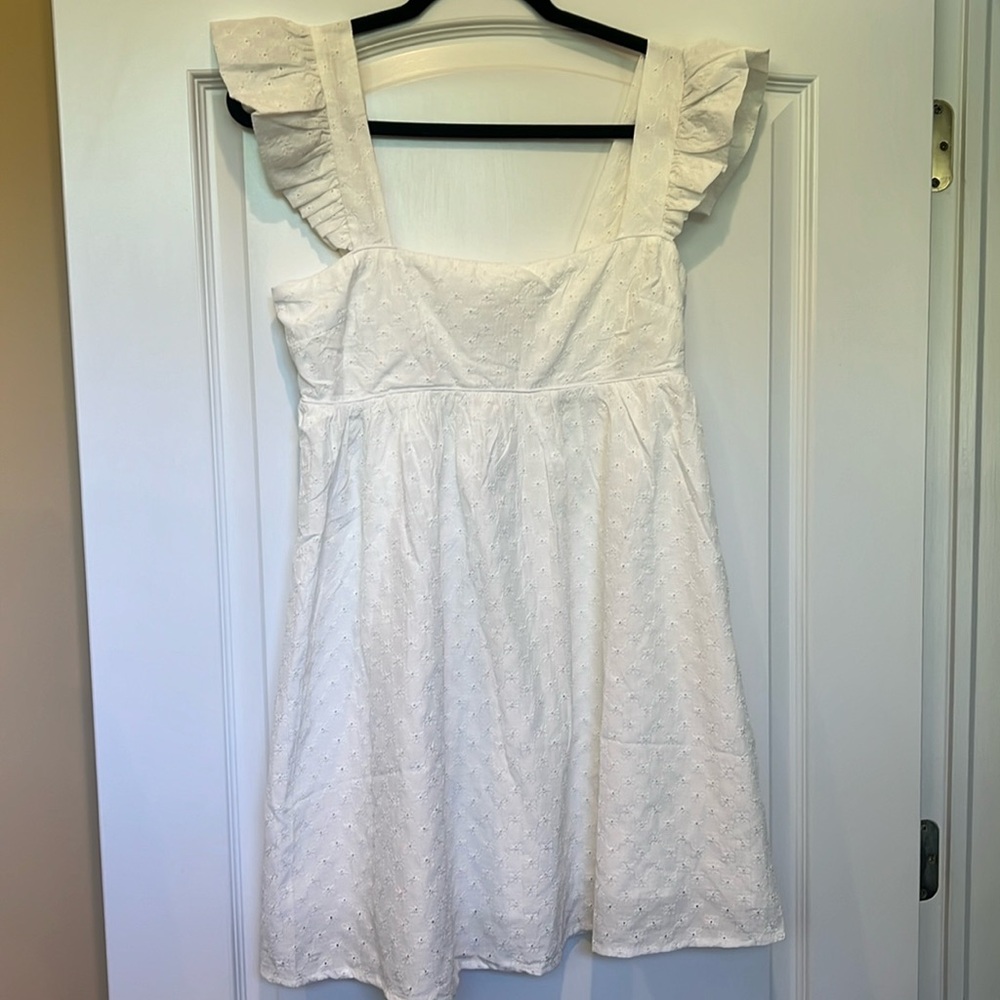 White babydoll dress. NWT size medium